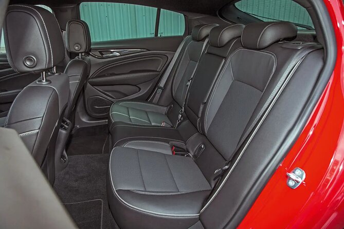 Departure Private Transfer From DUSseldorf City to DUS Airport by Sedan Car - Luggage Allowance and Duration of Transfers
