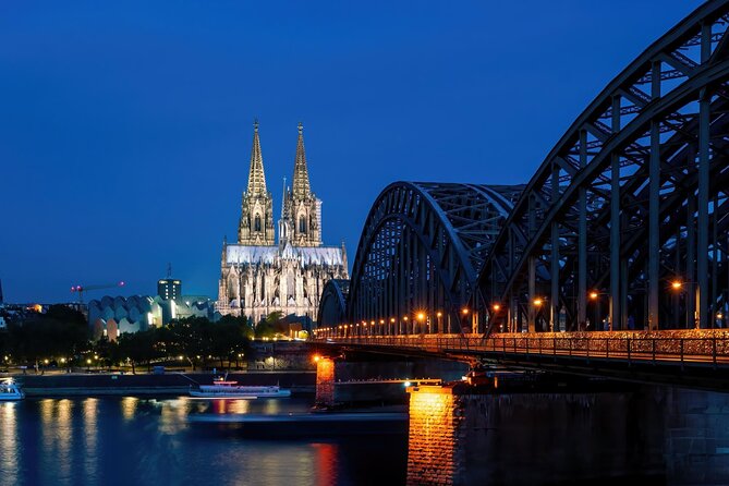 Discover Colognes Christmas Market Magic With a Local - Meeting Point and Duration