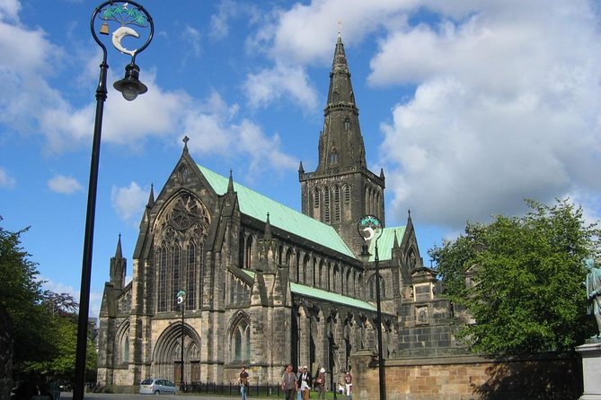 Discover Glasgow. Full Day Private Tour in People Carrier. - Overview and Experience