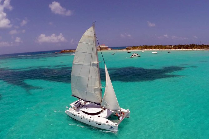 Discover Isla Mujeres With This Tour With Snorkel, Buffet and Open Bar - Departure and Meeting Point