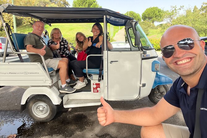 Discover Lisbons Heritage: 2-Hour Tuk Tuk Adventure - Meeting and Pickup