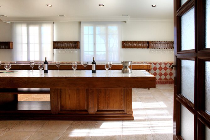 Discover the Estate in Ribera Del Duero Calls Golden Mille - Visit a Bodega and Winery