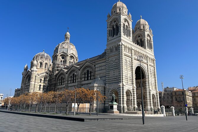 Discovery of Marseille by Electric Bike - Best Routes for Cycling in Marseille by Electric Bike