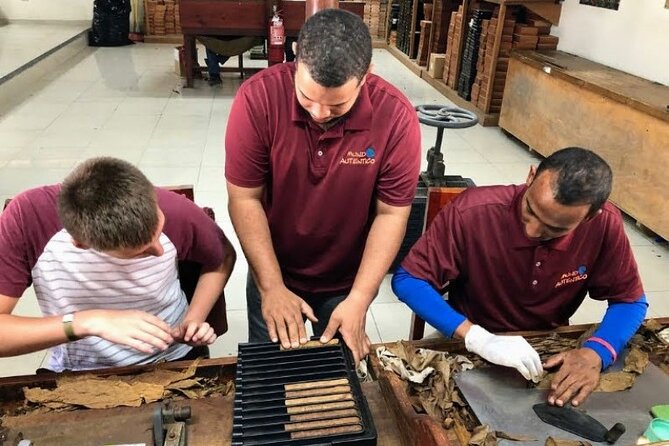 Don Lucas Cigar Factory & Store Premium Rum Tasting (3 Hours) - Traveler Feedback
