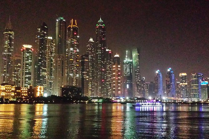 Dubai Marina Cruise With Buffet Dinner - Reviews