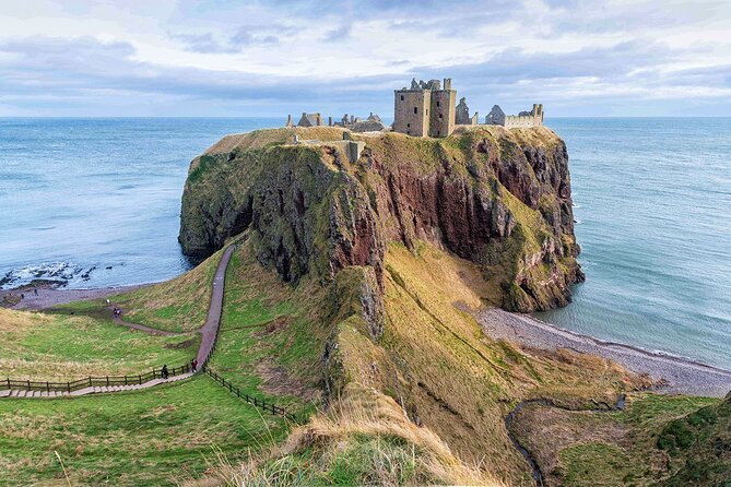 Dunnottar & Deeside Castle & Distillery Private One Day Tour & Photo Workshop - Start Time and Pickup Details