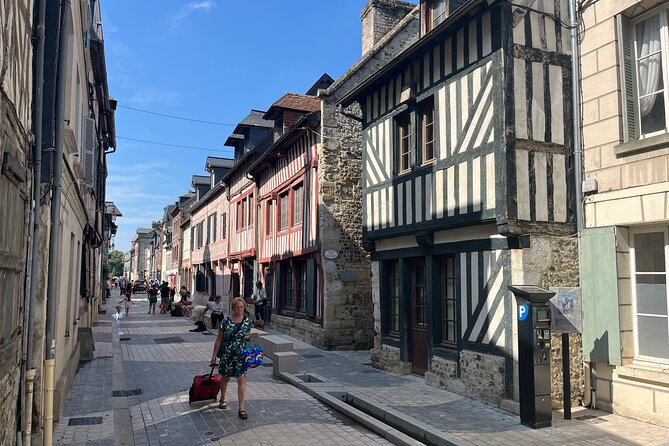 E-Scavenger Hunt Honfleur: Explore the City at Your Own Pace - Overview and Features