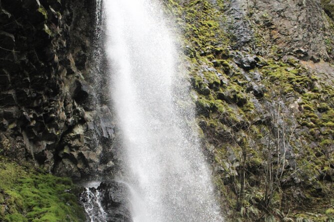 Ebike Ride to 5 Gorge Waterfalls and a Swimming Hole - Waterfall #1: Multnomah Falls
