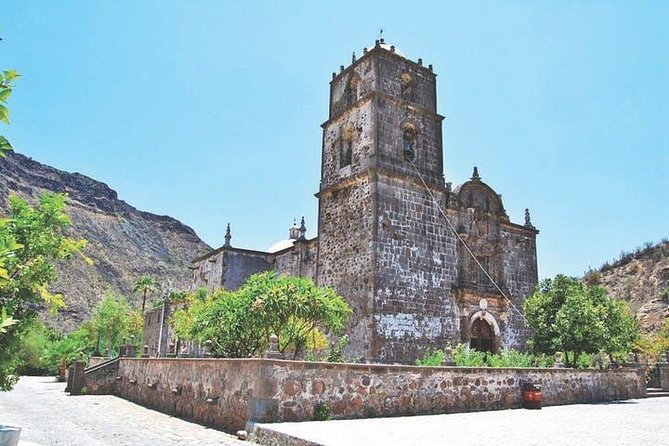 Explore San Javier Mission, Lunch, Walk & Historical Tour - Tour Overview and Details