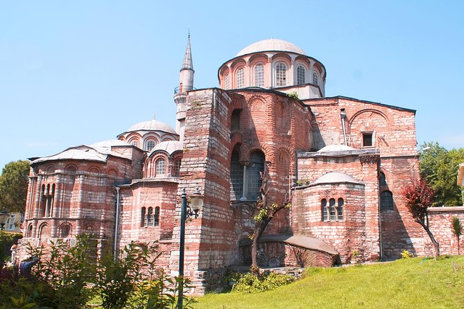 Eyup, Pierre Loti Hill, and Kariye Museum: Guided Day Tour From Istanbul - Eyüp District: A Historical Overview