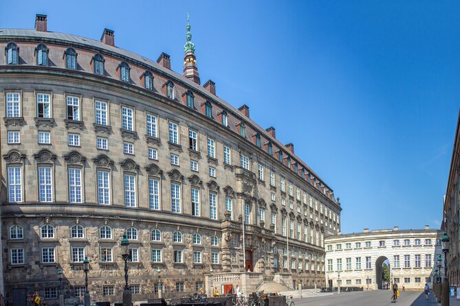 Fast-Track Amalienborg Palace Museum Copenhagen Private Tour - Pricing and Booking Details