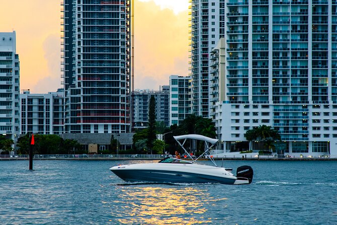 Fort Lauderdale Boat Tour Adventure - Boat Tour Highlights