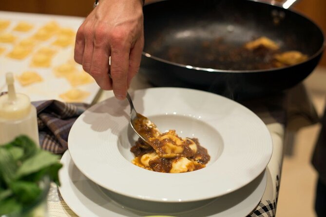 Fresh Pasta Cooking Class and Dinner With a Naples Chef - Overview of the Pasta Cooking Class