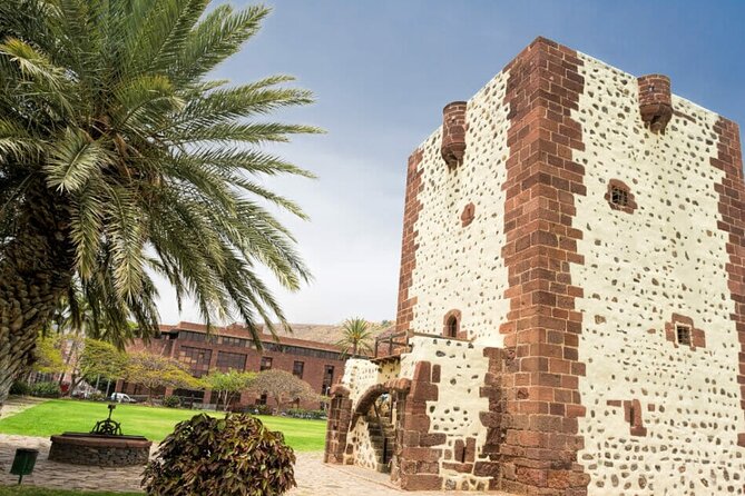 Full-Day Bus Tour to La Gomera Island With Professional Guide - Lunch Included - Pricing and Booking