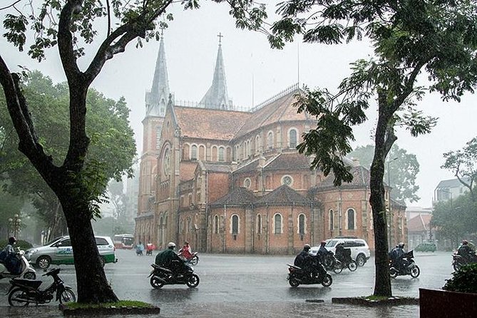 Full-day CU CHI TUNNELS & HO CHI MINH CITY HISTORICAL TOUR - Tour Overview and Itinerary
