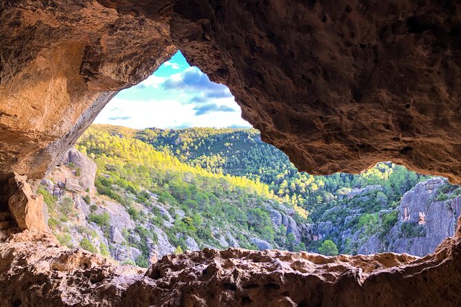 Full-Day Hiking at Ruta the Aqua Across Pena Cortada - Meeting and Pickup