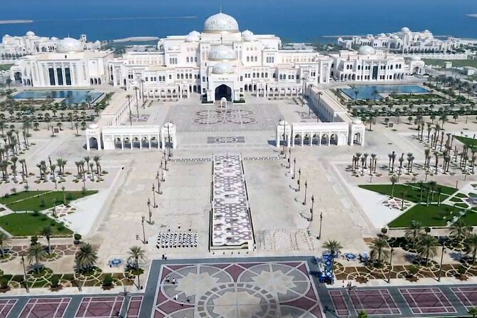 Full Day Private City Tour in Abu Dhabi From Fujairah - Transportation Options