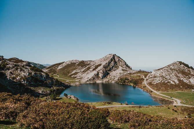 Full Day Tour Lakes of Covadonga and Santillana From Santander - Booking and Availability