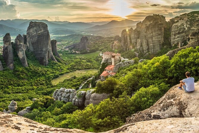 Full-Day Tour Meteora Monasteries and Thermopylae Hot Springs - Meteora Monasteries