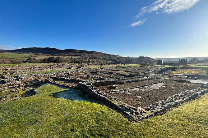 Full Day Trip Hadrians Wall and the Borders From Edinburgh - Exploring the Border Region