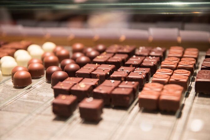 Geneva Chocolate Tasting Tour in a Private Taxibike - Tour Overview and Experience