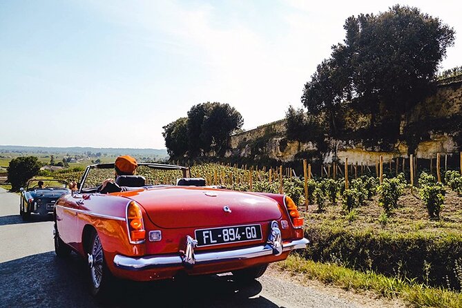 Getaway in the Vineyards of the Médoc in a Vintage Car - Overview and Experience