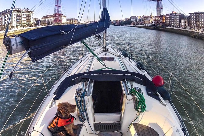 Getxo: Sunset in Sailboat and Dinner - Meeting and Pickup Information