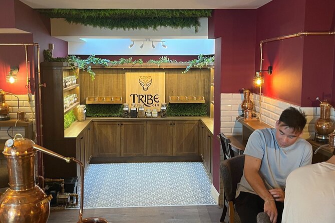 Gin-Makers Tasting & Tour - Service Animals and Public Transportation