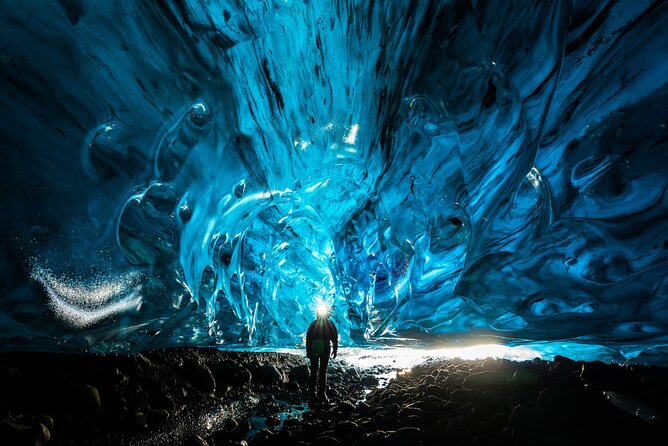 Glacier Hike to a Cave - Overview of the Glacier Hike