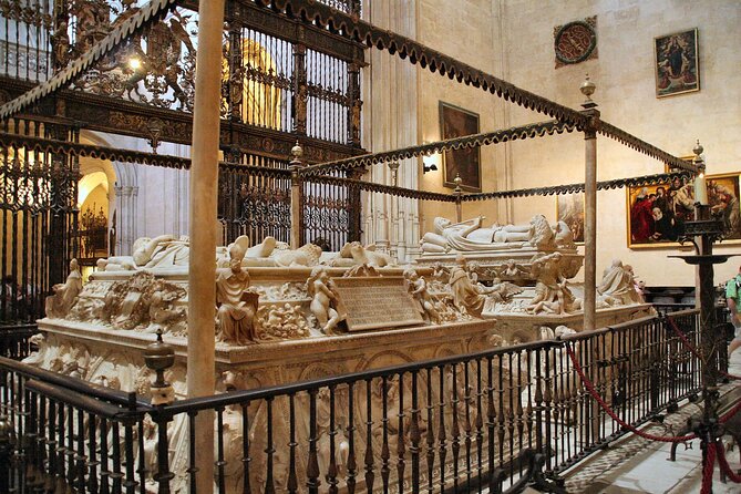 Granada: Royal Chapel Guided Walking Tour - Pricing and Guarantee