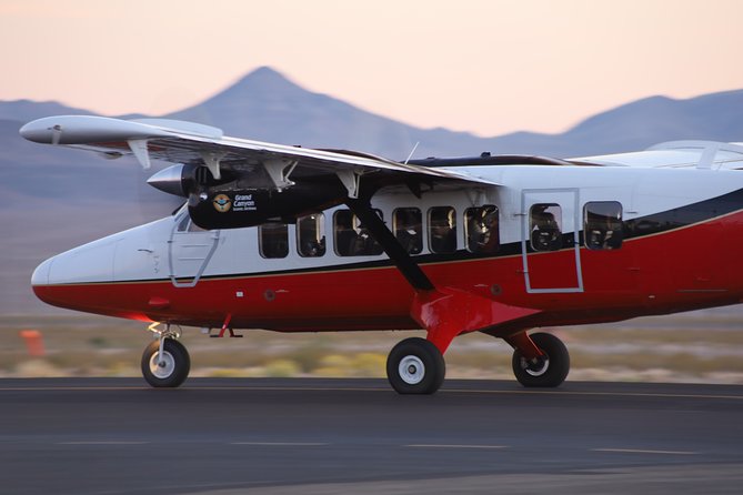 Grand Canyon Landmarks Tour by Airplane With Optional Hummer Tour - Overview of the Airplane Tour