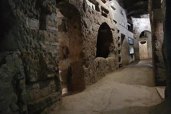 Group Tour: Christian Catacombs - Exploring Early Christian Traditions