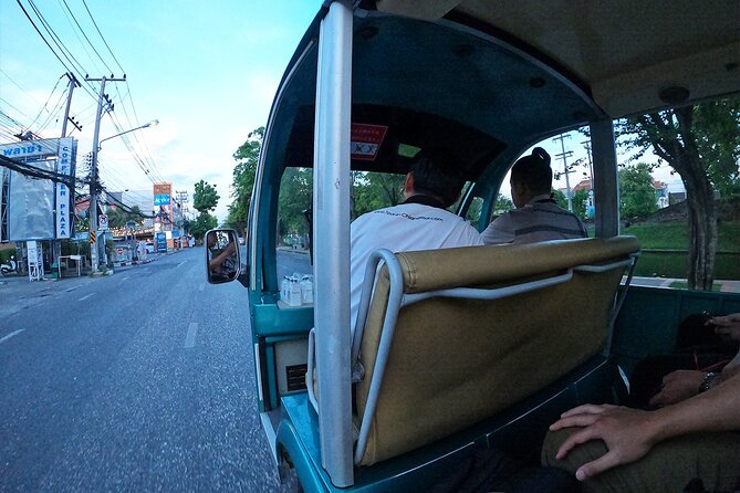 Guided Chiang Mai City Night Tour by EV Tram - Selecting Date and Travelers