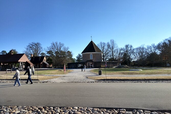 Guided Colonial Christmas Tour in Williamsburg - Whats Included
