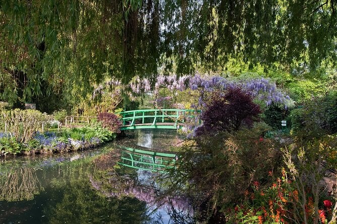 Guided Tour of Monets Gardens/Small Group - Tour Details