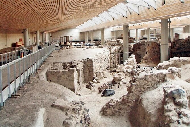 Guided Tour to the Akrotiri Archaeological Site in Santorini - Overview and Tour Details