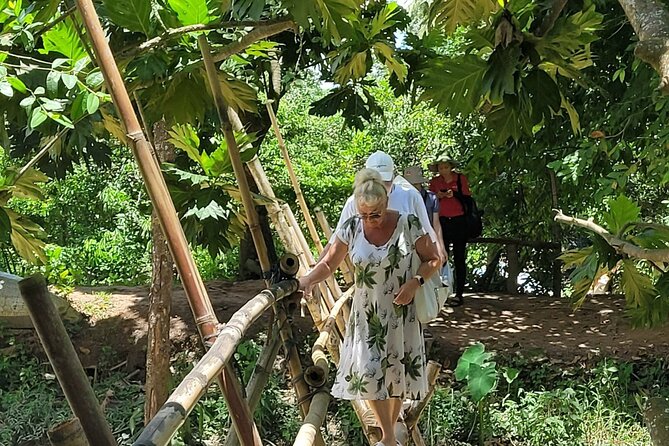 Half-Day Private Cai Rang Floating Market & Small Canal Boat Tour - Small Canal Boat Tour Highlights