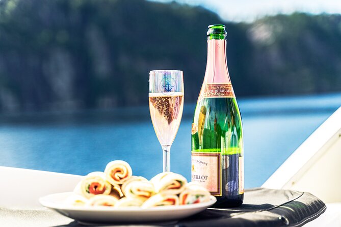 Half-Day Private Cruise to Bekkjarvik Gjestgiveri From Bryggen Port - Overview and Inclusions