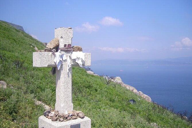 Half Day Tour to Sunset at Finisterre Lighthouse From Santiago - Departure From Santiago