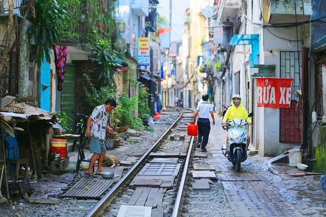 Hanoi City Tour and Drinking Beside Railway- Group Tour - Booking and Availability