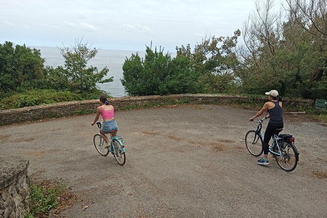 Highlight of San Sebastian Riding a Bike - Sample Menu