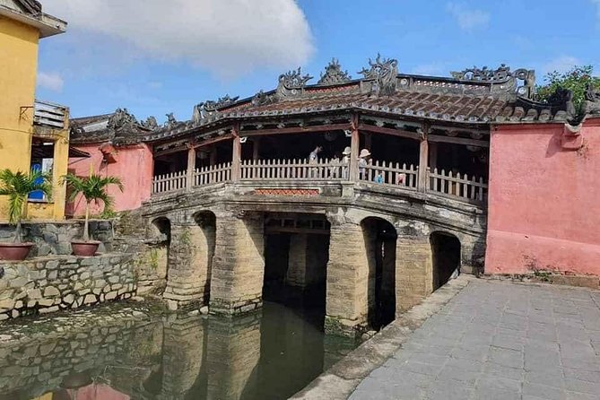 Hoi an Eco & City Private Guided Tour With Lantern Making Class - Exploring Hoi An City