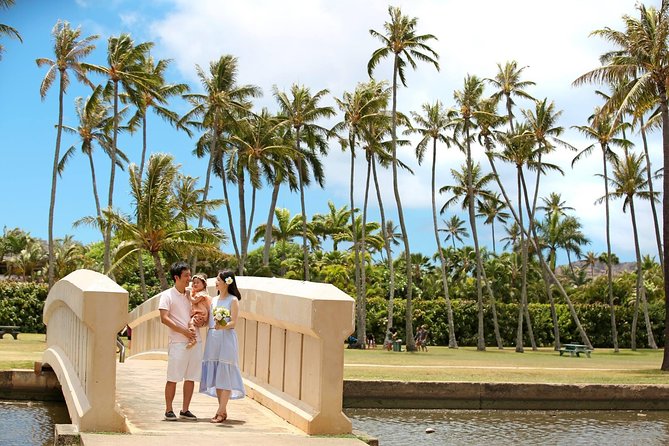 Honolulu Private Family Photoshoot - Date and Travelers