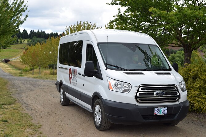 Hop On Hop Off Wine Tour Willamette Valley OR - Whats Included