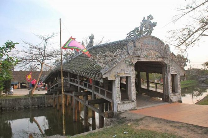 Hue Cycling Tour To Thanh Toan Bridge - Inclusions