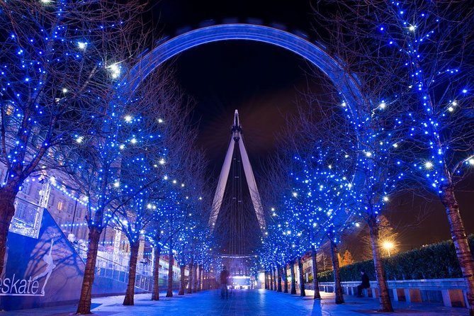 Illuminations of London on Christmas Eve - Landmarks and Monuments
