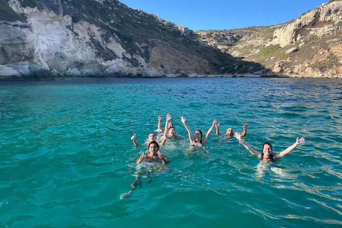 Inflatable Tour of the Sella Del Diavolo With 4 Swimming and Snorkeling Stops. - Included Amenities