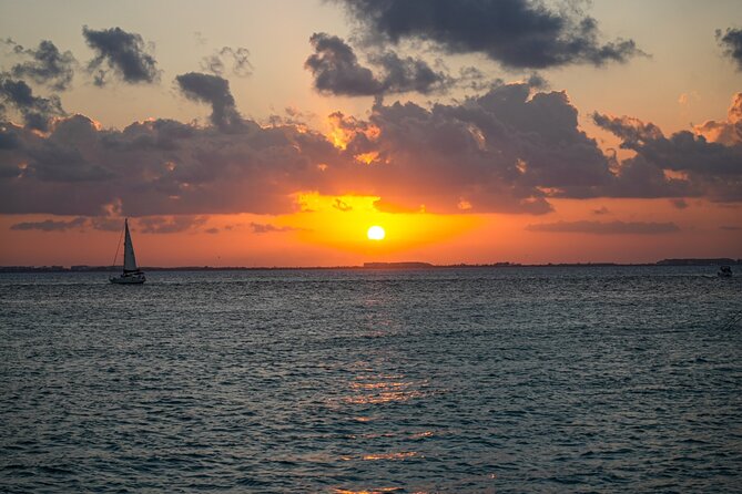 Isla Mujeres Sunset Cruise and Tour From Cancun - Pricing and Booking