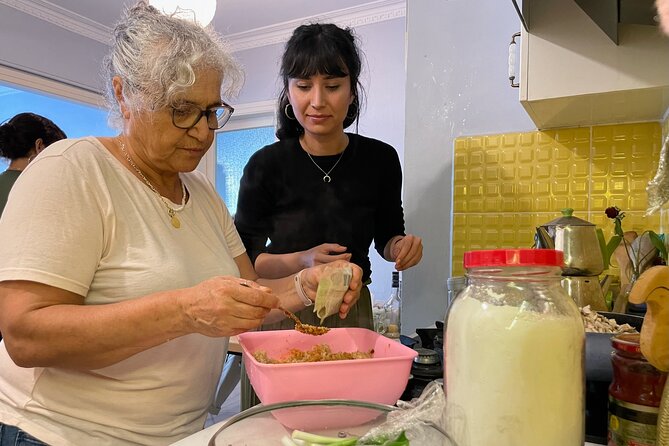 Istanbul Vegan Turkish Food Cooking With Mom and Daughter - Traditional Turkish Vegan Dishes