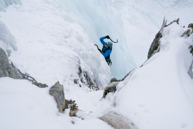 Jasper Ice Climbing Experience - What to Expect on Your Ice Climbing Tour